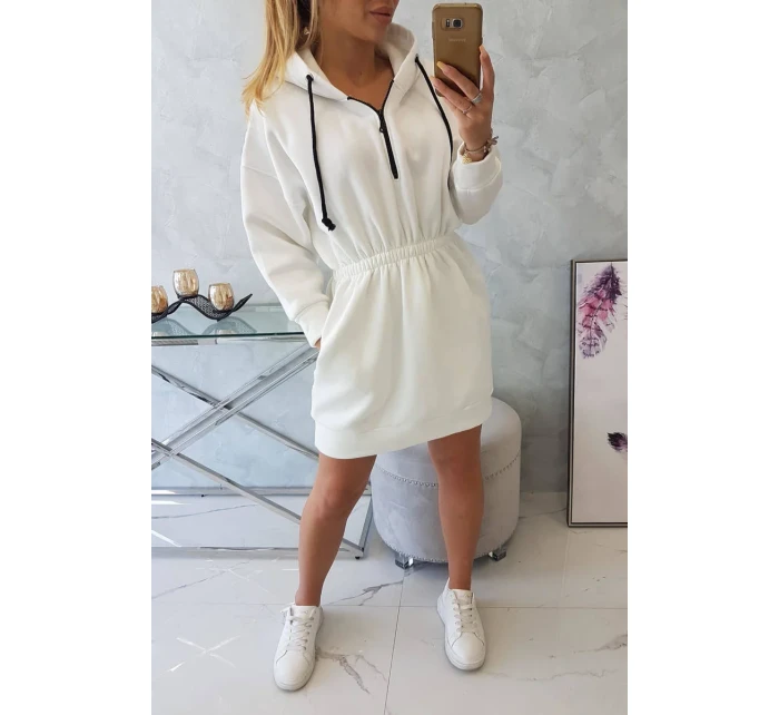 Zateplené šaty s kapucí ecru Zateplené šaty s kapucí ecru