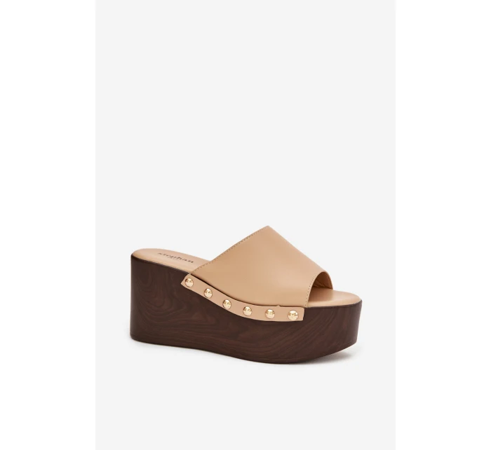 Dámské nazouváky na platformě s béžové model 21918817 - Boto