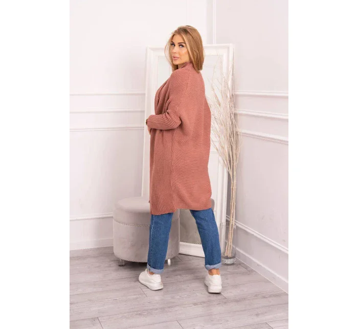 Sveter s netopierími rukávmi tmavo ružový