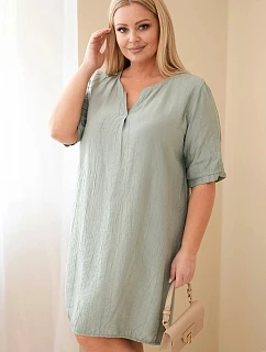 Dámske šaty z viskózy v nadmernej veľkosti s krátkymi rukávmi a výstrihom do V v khaki farbe
