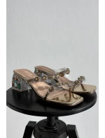 Dámské pantofle s krystaly D&A MR1037-02 Zlaté