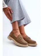 Dámske semišové mokasíny na podpätku s ozdobou D&A Brown Dámske semišové mokasíny na podpätku s ozdobou D&A Brown