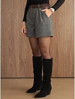 Elegantné dámske šortky so vzorom v tvare rybích kostí a s opaskom, sivé, FashionStreet SY0619 Elegantné dámske šortky so vzorom v tvare rybích kostí a s opaskom, sivé, FashionStreet SY0619