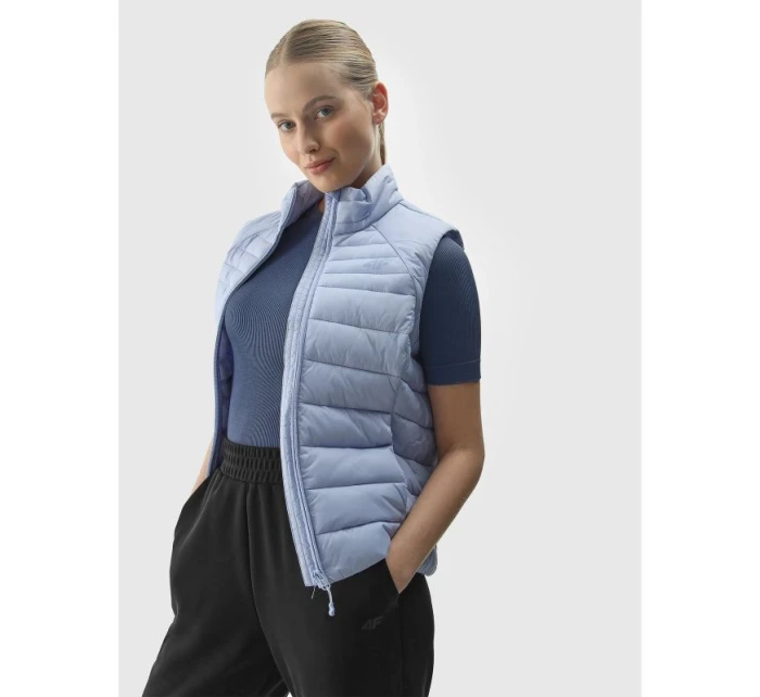 Dámska prešívaná vesta s recyklovanou výplňou 4F Dámska prešívaná vesta s recyklovanou výplňou 4F