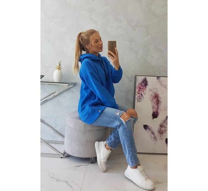 Zateplená mikina s nevädzovo modrými patentkami