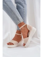 Lekkie Sandały Na Platformie I Delikatnym Koturnie Jasnobeżowe Gillifia Lekkie Sandały Na Platformie I Delikatnym Koturnie Jasnobeżowe Gillifia