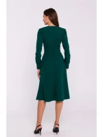 S378 Roztiahnuté šaty s opaskom - zelené S378 Roztiahnuté šaty s opaskom - zelené