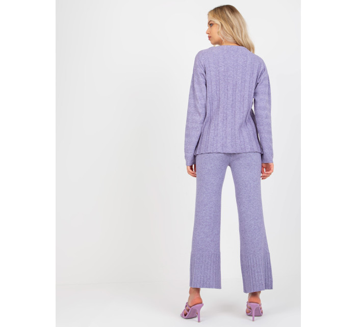 Dámsky fialový klasický sveter so širokými pruhmi