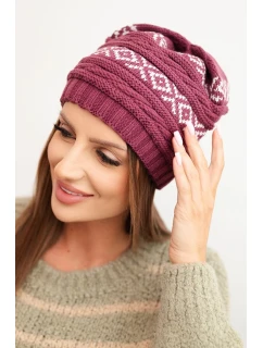 Dámská zimní čepice s vzorem a vlnou model 21725338 tmavě fialová - K-Fashion