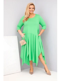 Dámske bavlnené šaty nadmernej veľkosti s asymetrickým lemom svetlozelené