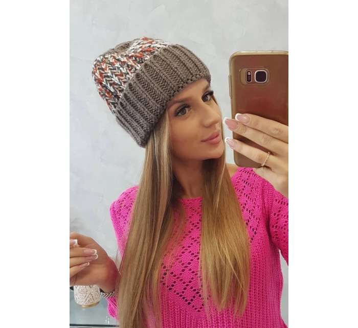 Dámská čepice Iris model 18751799 cappuccino - K-Fashion