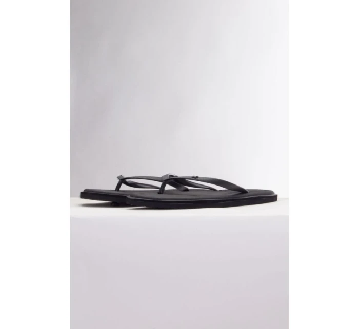 Žabky W model 18713391 - 4F Žabky W model 18713391 - 4F