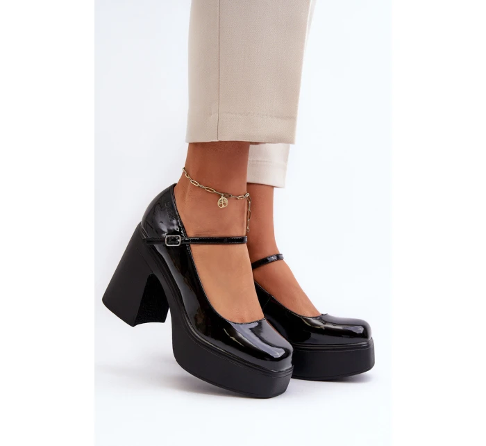 Półbuty Damskie Lakierowane Na Platformie I Słupku Big Star NN274004 Czarne Półbuty Damskie Lakierowane Na Platformie I Słupku Big Star NN274004 Czarne