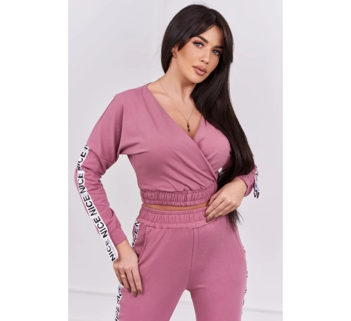 Sada s ozdobnými stuhami tmavo ružová