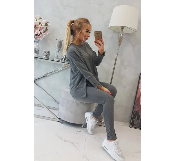 Souprava s oversize halenkou v grafitové barvě