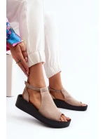 Dámské sandály z  béžové model 21646413 - Zazoo