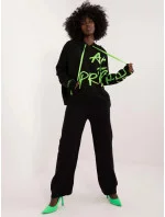 Čierno-zelený dvojdielny set - sveter s kapucňou a široké nohavice (1469)