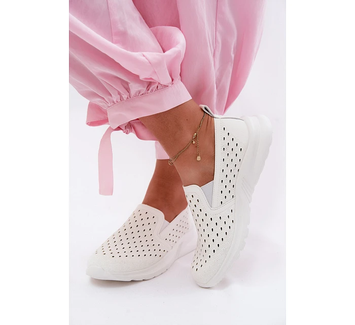 Dámské nazouvací síťované polobotky z umělé kůže bílé model 22123296 - EVENTO