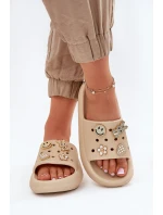 Klapki Damskie Piankowe Z Przypinkami Vinceza 76055 Beżowe
