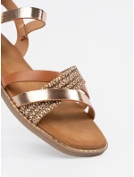 Klasické sandály hnědé dámské na plochém podpatku Klasické sandály hnědé dámské na plochém podpatku