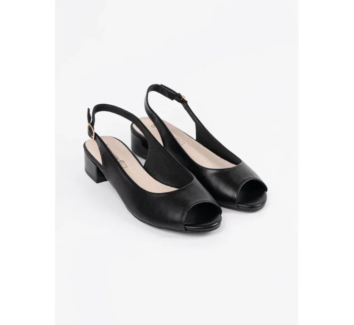 Zajímavé sandály dámské černé na širokém podpatku Zajímavé sandály dámské černé na širokém podpatku