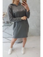 model 18747744 grafitové šaty - K-Fashion