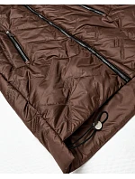 Lehká dámská prošívaná bunda s kapucí Goodlookin v čokoládové barvě model 22393792 - S'WEST