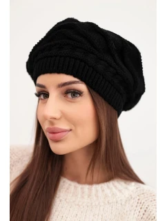 Dámska zimná pletená čiapka s ozdobným vzorom K378 čierna