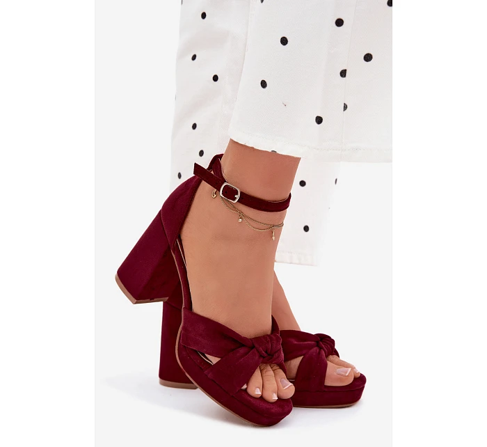 Dámské sandály na podpatku z imitace semiše bordové model 22107184 - Boto
