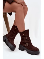 Dámské kotníkové boty na podpatku s přezkami a páskem čokoládové model 21725142 - Boto