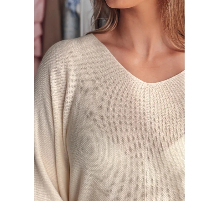 Dámsky oversize sveter NORVAN s motýlikmi FashionStreet MY2451