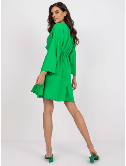 Zelené šaty s dlhým rukávom od Zayna