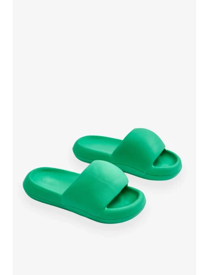 Dámské lehké pěnové pantofle na platformě Zelene Milton Dámské lehké pěnové pantofle na platformě Zelene Milton