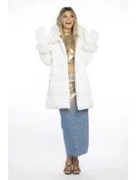 Bílá dámská zimní bunda s límcem a  model 21247525 - Ann Gissy