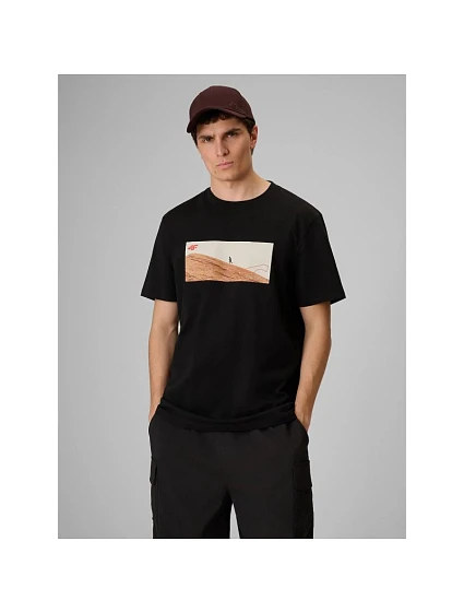 T-shirt regular z nadrukiem męski 4F 4FRSS26TTSHM4236-20S T-shirt regular z nadrukiem męski 4F 4FRSS26TTSHM4236-20S