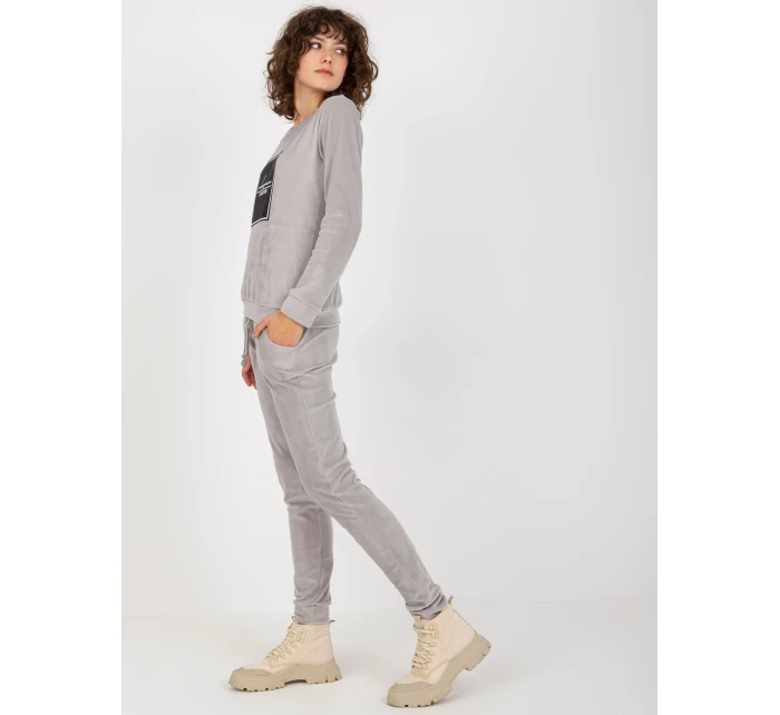 Súprava RV KMPL 8440.58P svetlo šedá