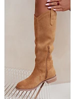 Dámské kozačky na nízkém podpatku camel model 22349395 - Boto Dámské kozačky na nízkém podpatku camel model 22349395 - Boto