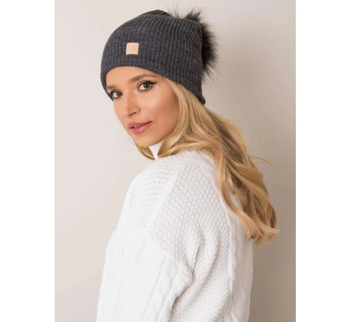 Dámská čepice model 20724705 tmavě šedá - Rue Paris
