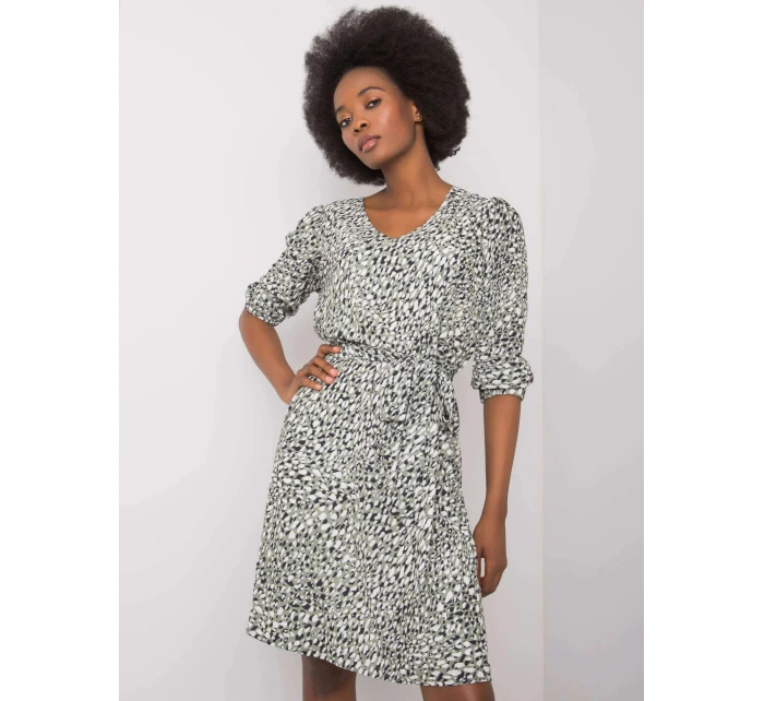 Dámské šaty LK SK model 21210028 Khaki zelená Lakerta - FPrice Dámské šaty LK SK model 21210028 Khaki zelená Lakerta - FPrice