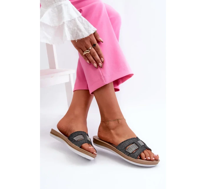 Pohodlné lesklé dámske papuče Inblu Black Pohodlné lesklé dámske papuče Inblu Black