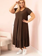 Dámske plus size šaty s krátkymi rukávmi a volánom z ľahkej viskózy v hnedej farbe
