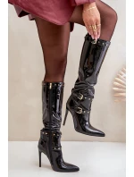 Lakierowane Kozaki Na Szpilce Z Klamrami Czarne Emiraethe