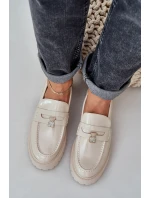 Lakierowane Mokasyny Damskie Z Przypinką Miś Beżowe Wulinea Lakierowane Mokasyny Damskie Z Przypinką Miś Beżowe Wulinea