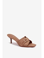 Žabky na podpätku model 225373 Krok vo veľkom štýle