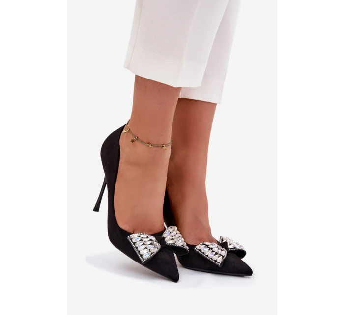 Lodičky s ihlovým podpätkom model 221922 Krok vo veľkom štýle