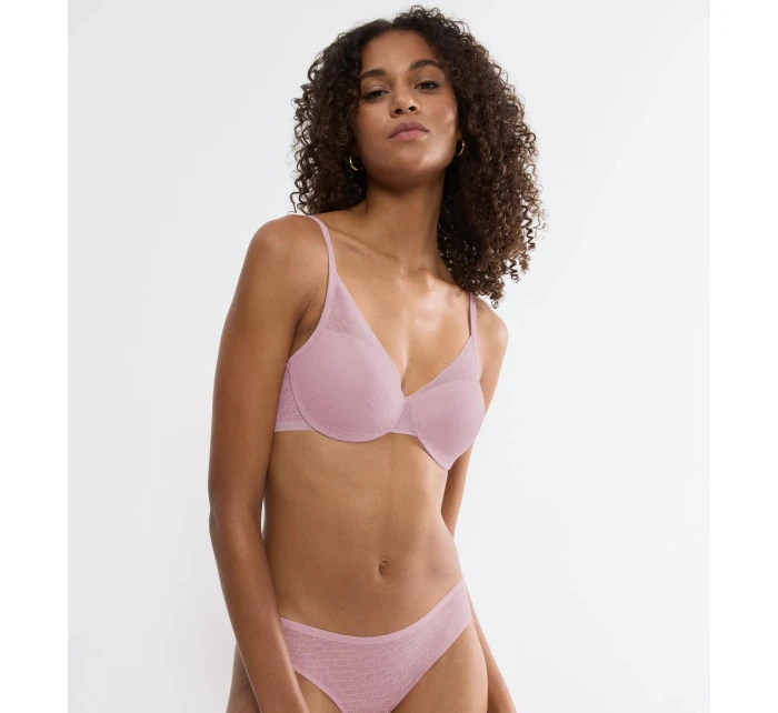 Triumph Signature Sheer WHP EX - UNKNOWN - TRIUMPH UNKNOWN - TRIUMPH