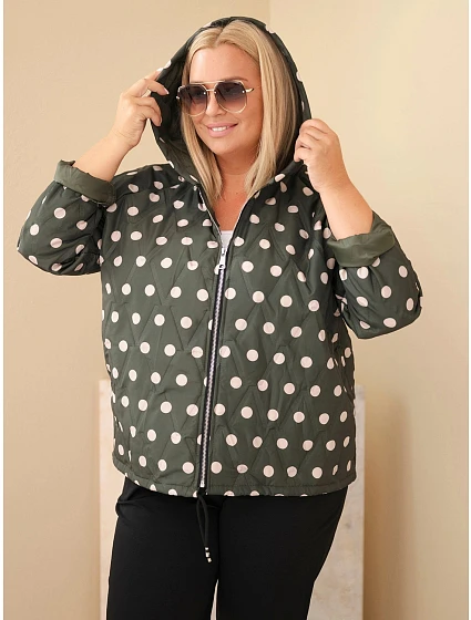 Dámska bunda Plus Size s kapucňou s bodkovaným vzorom v khaki farbe