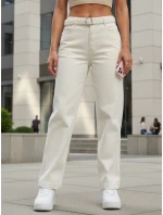 Dámske džínsy regular fit s vysokým pásom a opaskom krémové FashionStreet UY2914