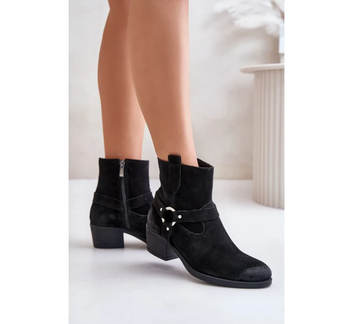 Topánky na podpätku model 201177 Krok vo veľkom štýle