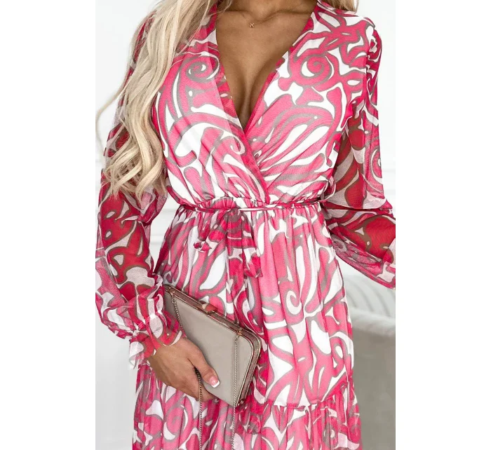 Dámské síťované šaty ve fuchsiové barvě s výstřihem a dlouhými rukávy model 18630781 - numoco basic Dámské síťované šaty ve fuchsiové barvě s výstřihem a dlouhými rukávy model 18630781 - numoco basic